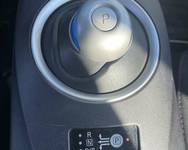Сірий Ніссан Ліф, об'ємом двигуна 0 л та пробігом 107 тис. км за 7200 $, фото 3 на Automoto.ua