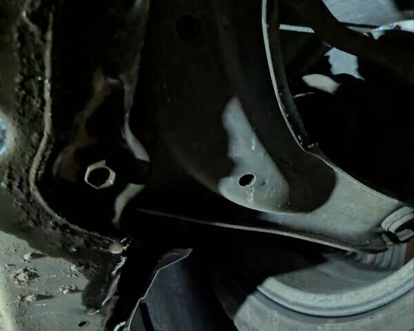 Сірий Ніссан Ліф, об'ємом двигуна 0 л та пробігом 220 тис. км за 4249 $, фото 6 на Automoto.ua