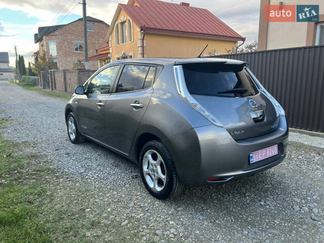 Ниссан Лиф 2014 в Черновцах на Automoto.ua Серый Ниссан Лиф, объемом двигателя 0 л и пробегом 83 тыс. км за 5900 $, фото 7 на Automoto.ua