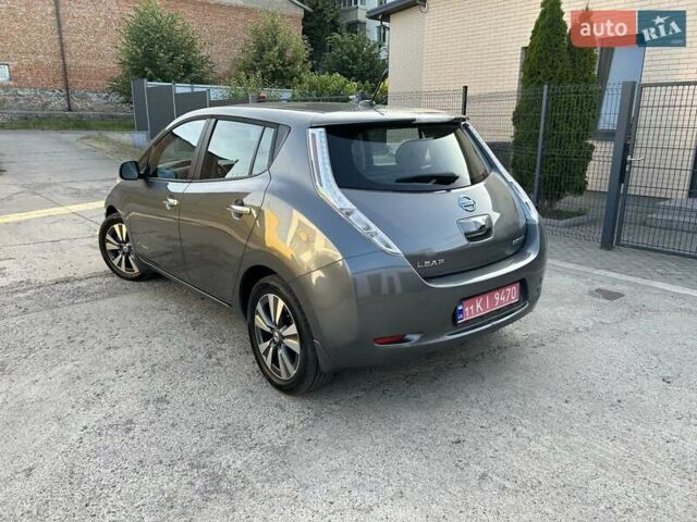 Сірий Ніссан Ліф, об'ємом двигуна 0 л та пробігом 154 тис. км за 8200 $, фото 7 на Automoto.ua