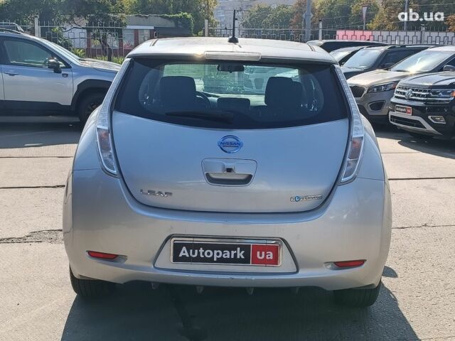 Сірий Ніссан Ліф, об'ємом двигуна 0 л та пробігом 77 тис. км за 7540 $, фото 7 на Automoto.ua