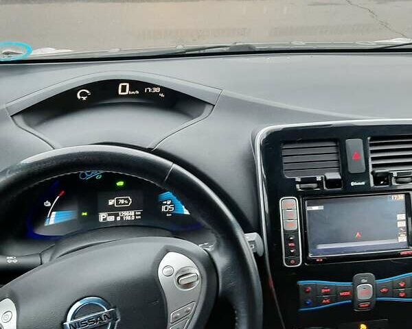 Серый Ниссан Лиф, объемом двигателя 0 л и пробегом 129 тыс. км за 7100 $, фото 45 на Automoto.ua