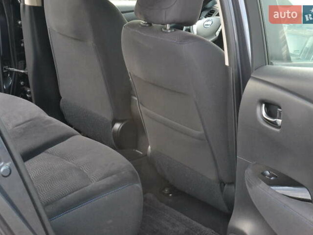 Серый Ниссан Лиф, объемом двигателя 0 л и пробегом 139 тыс. км за 5400 $, фото 23 на Automoto.ua