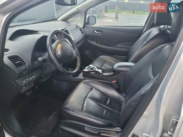 Серый Ниссан Лиф, объемом двигателя 0 л и пробегом 167 тыс. км за 7200 $, фото 12 на Automoto.ua