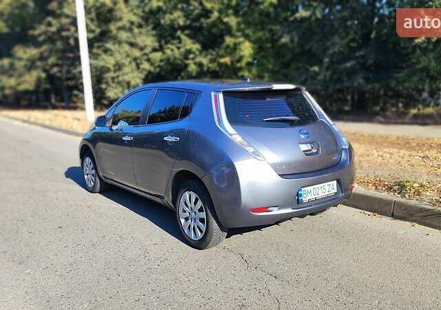 Серый Ниссан Лиф, объемом двигателя 0 л и пробегом 101 тыс. км за 6400 $, фото 5 на Automoto.ua