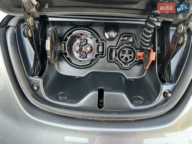 Сірий Ніссан Ліф, об'ємом двигуна 0 л та пробігом 154 тис. км за 8200 $, фото 51 на Automoto.ua