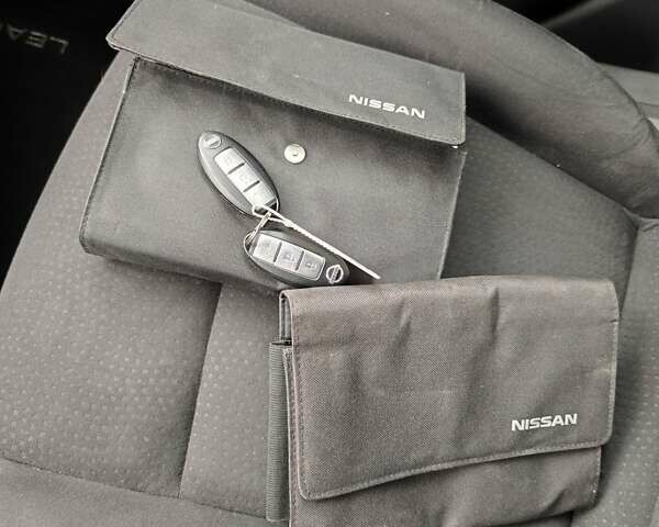 Серый Ниссан Лиф, объемом двигателя 0 л и пробегом 100 тыс. км за 5999 $, фото 70 на Automoto.ua