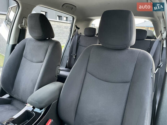 Серый Ниссан Лиф, объемом двигателя 0 л и пробегом 123 тыс. км за 6700 $, фото 35 на Automoto.ua