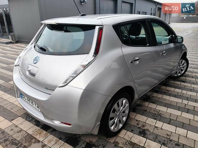 Серый Ниссан Лиф, объемом двигателя 0 л и пробегом 144 тыс. км за 5990 $, фото 7 на Automoto.ua