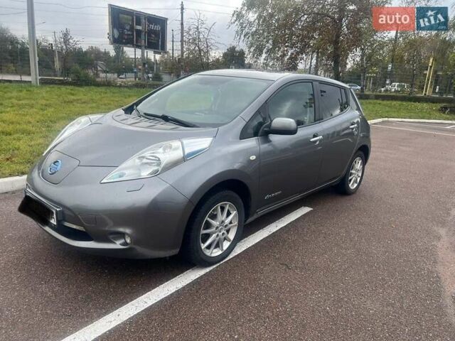 Сірий Ніссан Ліф, об'ємом двигуна 0 л та пробігом 169 тис. км за 6800 $, фото 1 на Automoto.ua