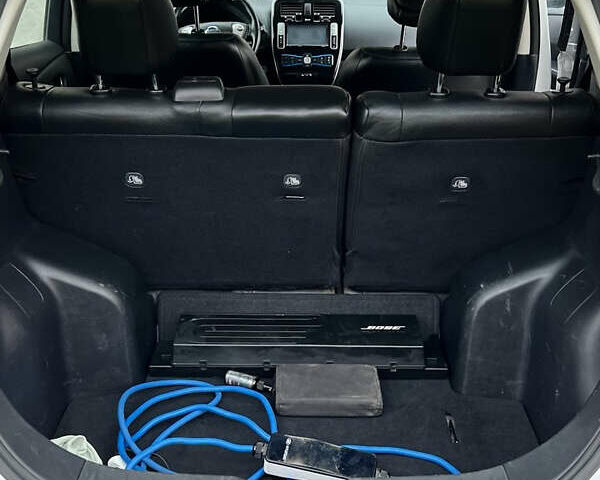 Сірий Ніссан Ліф, об'ємом двигуна 0 л та пробігом 172 тис. км за 7500 $, фото 15 на Automoto.ua