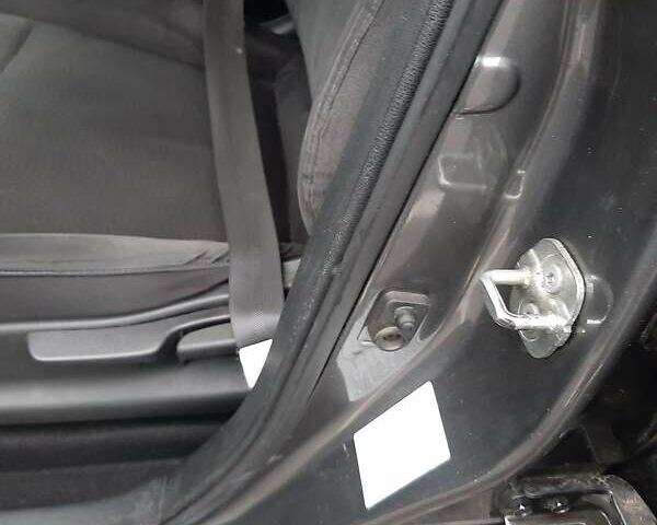 Серый Ниссан Лиф, объемом двигателя 0 л и пробегом 129 тыс. км за 7100 $, фото 53 на Automoto.ua