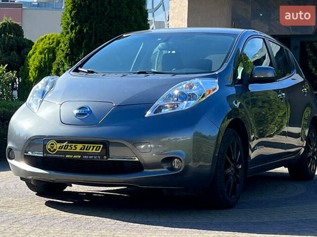 Серый Ниссан Лиф, объемом двигателя 0 л и пробегом 111 тыс. км за 5999 $, фото 2 на Automoto.ua