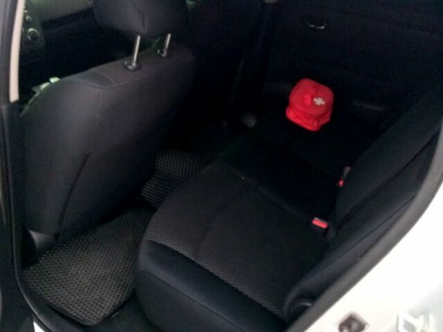 Серый Ниссан Лиф, объемом двигателя 0 л и пробегом 110 тыс. км за 6800 $, фото 9 на Automoto.ua