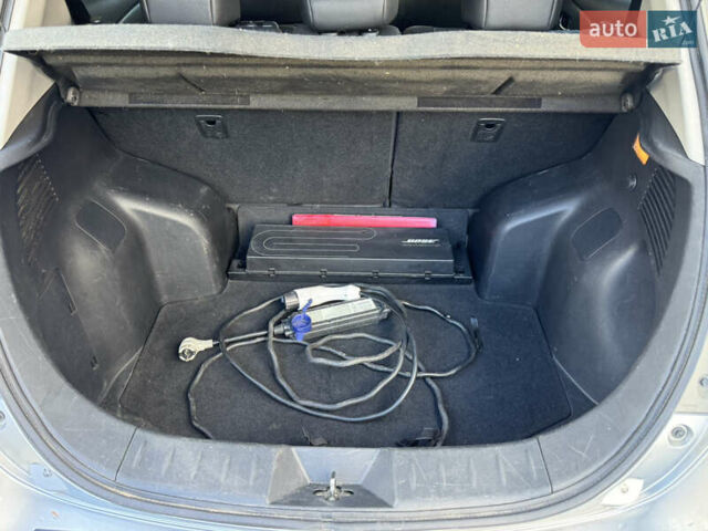 Сірий Ніссан Ліф, об'ємом двигуна 0 л та пробігом 75 тис. км за 7500 $, фото 43 на Automoto.ua