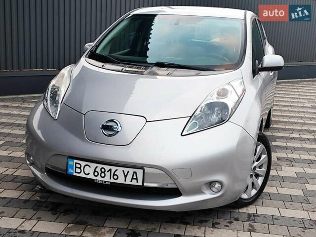 Серый Ниссан Лиф, объемом двигателя 0 л и пробегом 144 тыс. км за 5990 $, фото 16 на Automoto.ua