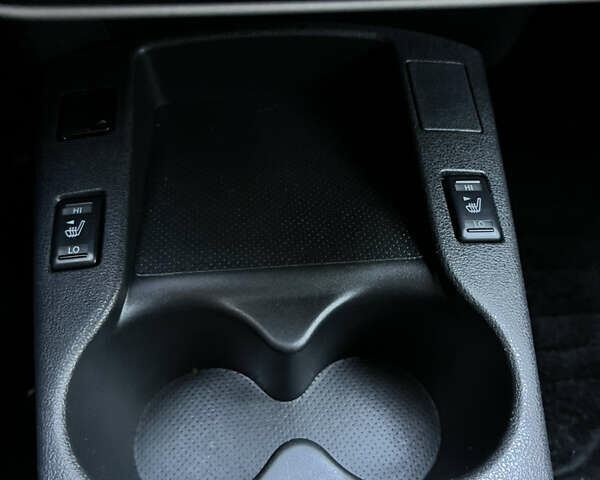 Серый Ниссан Лиф, объемом двигателя 0 л и пробегом 85 тыс. км за 7000 $, фото 16 на Automoto.ua