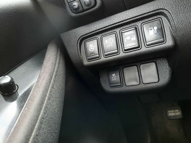 Серый Ниссан Лиф, объемом двигателя 0 л и пробегом 240 тыс. км за 7150 $, фото 16 на Automoto.ua