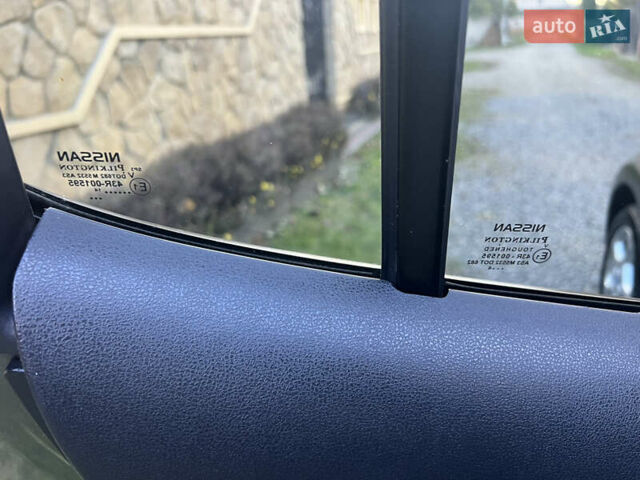 Ниссан Лиф 2014 в Черновцах на Automoto.ua Серый Ниссан Лиф, объемом двигателя 0 л и пробегом 83 тыс. км за 5900 $, фото 33 на Automoto.ua