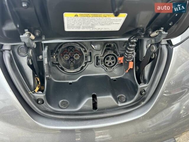 Сірий Ніссан Ліф, об'ємом двигуна 0 л та пробігом 186 тис. км за 6700 $, фото 13 на Automoto.ua