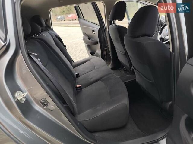 Серый Ниссан Лиф, объемом двигателя 0 л и пробегом 100 тыс. км за 5999 $, фото 52 на Automoto.ua