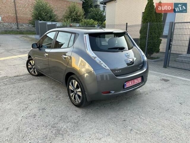 Сірий Ніссан Ліф, об'ємом двигуна 0 л та пробігом 154 тис. км за 8200 $, фото 6 на Automoto.ua
