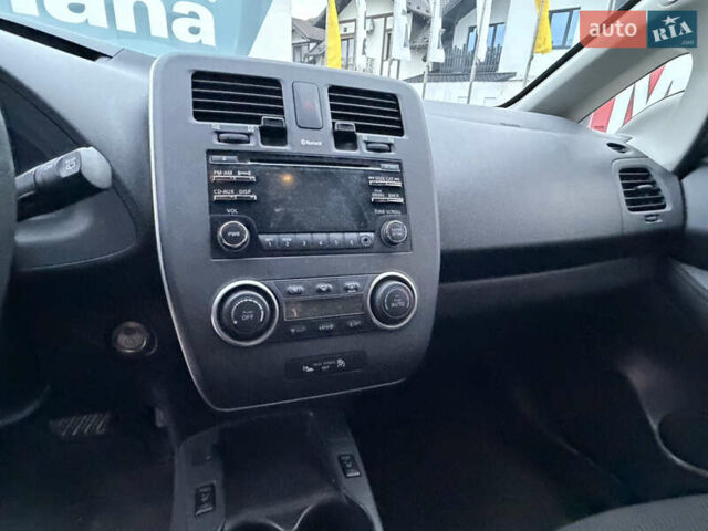 Серый Ниссан Лиф, объемом двигателя 0 л и пробегом 86 тыс. км за 6999 $, фото 24 на Automoto.ua