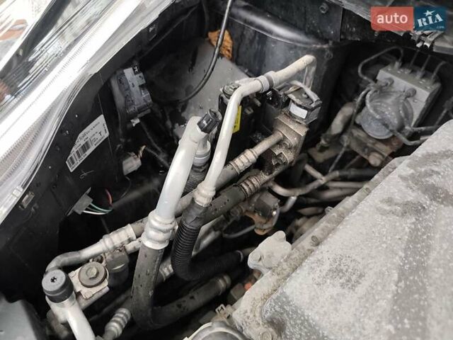 Серый Ниссан Лиф, объемом двигателя 0 л и пробегом 100 тыс. км за 5999 $, фото 71 на Automoto.ua