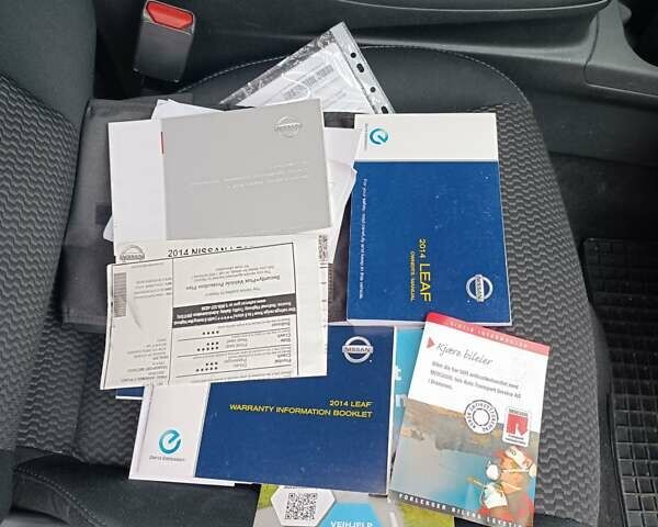 Ниссан Лиф 2014 в Ровно на Automoto.ua Серый Ниссан Лиф, объемом двигателя 0 л и пробегом 118 тыс. км за 5700 $, фото 67 на Automoto.ua