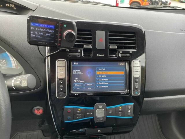 Серый Ниссан Лиф, объемом двигателя 0 л и пробегом 90 тыс. км за 5400 $, фото 11 на Automoto.ua