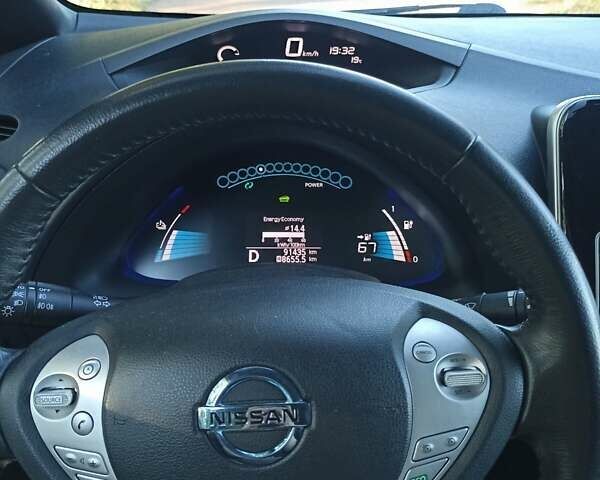 Сірий Ніссан Ліф, об'ємом двигуна 0 л та пробігом 92 тис. км за 8300 $, фото 6 на Automoto.ua