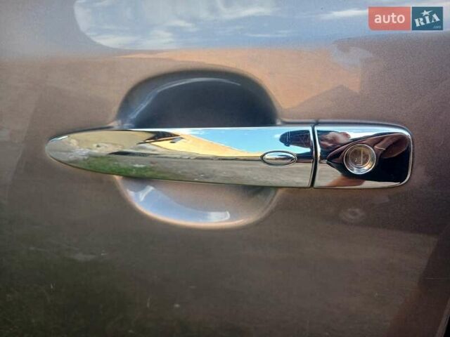 Сірий Ніссан Ліф, об'ємом двигуна 0 л та пробігом 142 тис. км за 7200 $, фото 36 на Automoto.ua