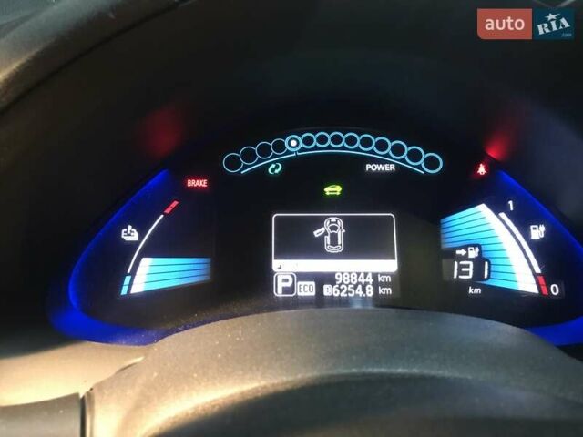 Сірий Ніссан Ліф, об'ємом двигуна 0 л та пробігом 99 тис. км за 7800 $, фото 5 на Automoto.ua