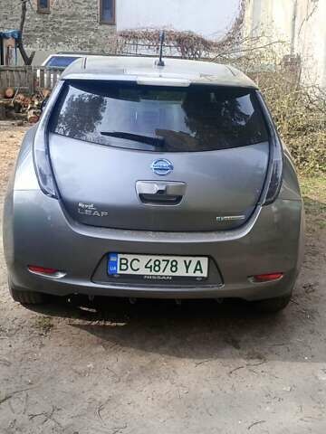 Серый Ниссан Лиф, объемом двигателя 0 л и пробегом 157 тыс. км за 7850 $, фото 17 на Automoto.ua