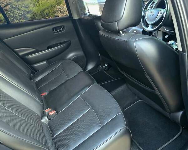 Сірий Ніссан Ліф, об'ємом двигуна 0 л та пробігом 86 тис. км за 7800 $, фото 10 на Automoto.ua