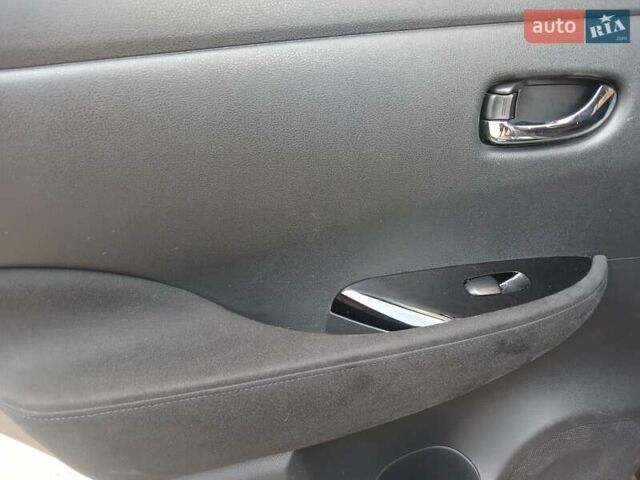 Сірий Ніссан Ліф, об'ємом двигуна 0 л та пробігом 142 тис. км за 7200 $, фото 35 на Automoto.ua