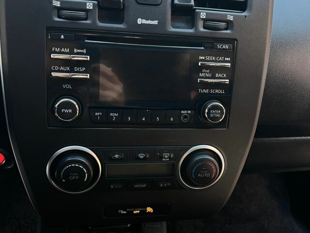 Сірий Ніссан Ліф, об'ємом двигуна 0 л та пробігом 122 тис. км за 8000 $, фото 12 на Automoto.ua