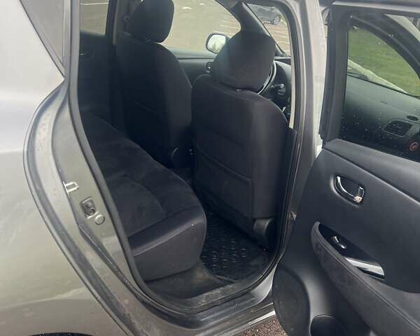 Сірий Ніссан Ліф, об'ємом двигуна 0 л та пробігом 169 тис. км за 6800 $, фото 12 на Automoto.ua