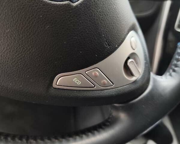 Серый Ниссан Лиф, объемом двигателя 0 л и пробегом 100 тыс. км за 5999 $, фото 33 на Automoto.ua