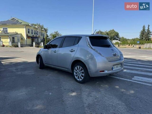 Серый Ниссан Лиф, объемом двигателя 0 л и пробегом 247 тыс. км за 5100 $, фото 5 на Automoto.ua
