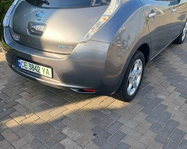 Сірий Ніссан Ліф, об'ємом двигуна 0 л та пробігом 142 тис. км за 7200 $, фото 12 на Automoto.ua