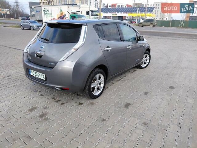 Серый Ниссан Лиф, объемом двигателя 0 л и пробегом 145 тыс. км за 7350 $, фото 8 на Automoto.ua