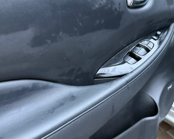 Серый Ниссан Лиф, объемом двигателя 0 л и пробегом 133 тыс. км за 6850 $, фото 7 на Automoto.ua