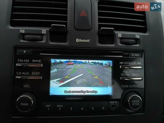 Серый Ниссан Лиф, объемом двигателя 0 л и пробегом 46 тыс. км за 7500 $, фото 19 на Automoto.ua