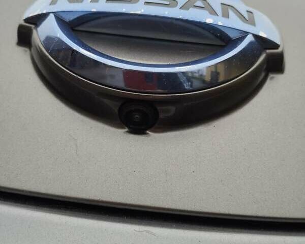 Серый Ниссан Лиф, объемом двигателя 0 л и пробегом 99 тыс. км за 7400 $, фото 13 на Automoto.ua