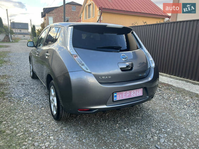 Ниссан Лиф 2014 в Черновцах на Automoto.ua Серый Ниссан Лиф, объемом двигателя 0 л и пробегом 83 тыс. км за 5900 $, фото 6 на Automoto.ua