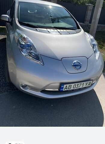 Сірий Ніссан Ліф, об'ємом двигуна 0 л та пробігом 148 тис. км за 6400 $, фото 11 на Automoto.ua