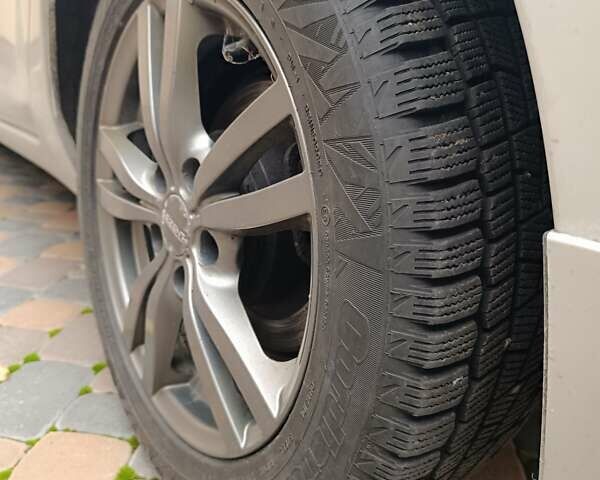 Ниссан Лиф 2014 в Ровно на Automoto.ua Серый Ниссан Лиф, объемом двигателя 0 л и пробегом 118 тыс. км за 5700 $, фото 55 на Automoto.ua