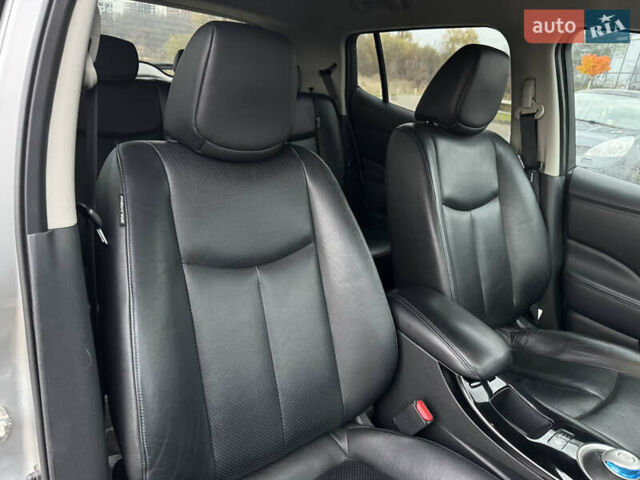 Сірий Ніссан Ліф, об'ємом двигуна 0 л та пробігом 75 тис. км за 7500 $, фото 22 на Automoto.ua