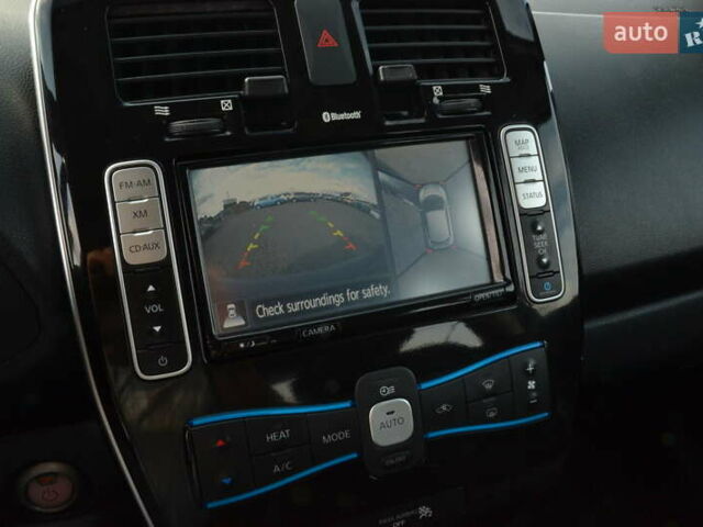 Серый Ниссан Лиф, объемом двигателя 0 л и пробегом 139 тыс. км за 5400 $, фото 30 на Automoto.ua